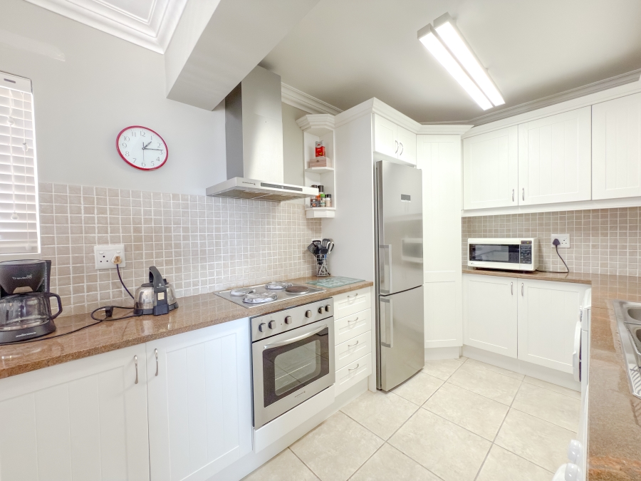 3 Bedroom Property for Sale in Plettenberg Bay Central Western Cape